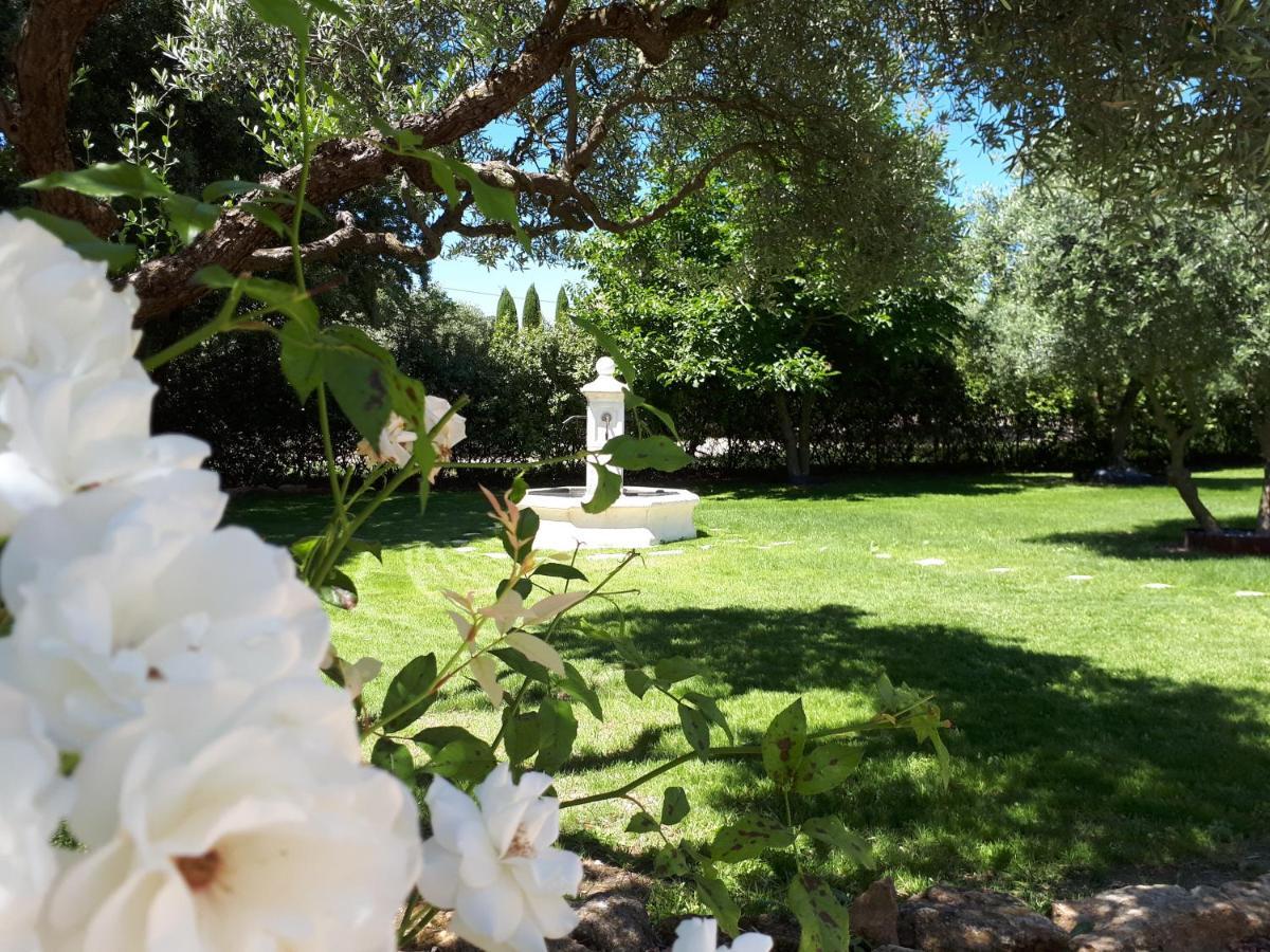 La Reveuse Bed & Breakfast Gordes Exterior photo